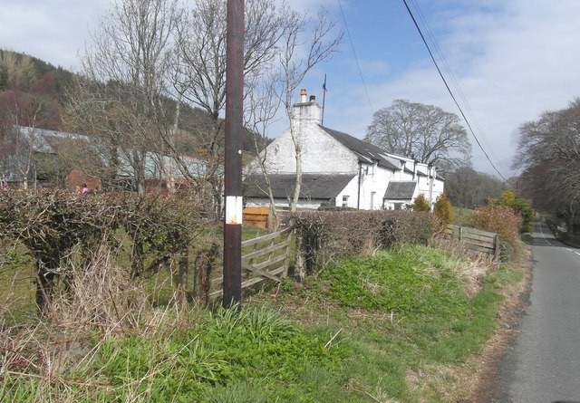 Craig Farm on the B734 © Ann Cook :: Geograph Britain and Ireland