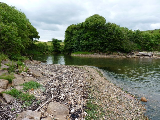 The Kenly Water, filled by the tide © Richard Law :: Geograph Britain ...