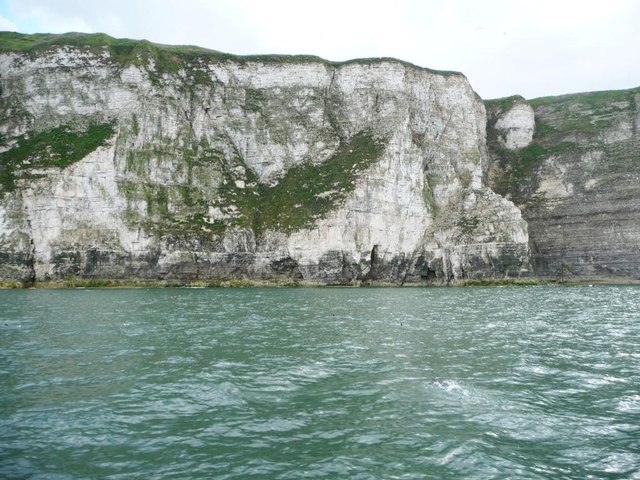 Cliffs near Dykes End