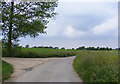 The Danger, footpath & entrance to Brick Kiln Farm