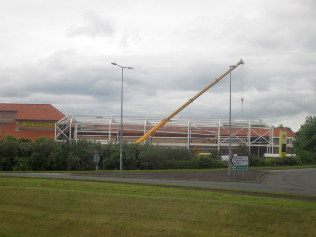 Steelwork being erected, Morrisons Berwick-upon-Tweed