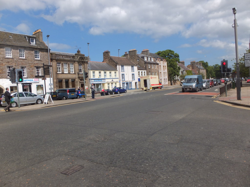 High Street, Musselburgh © Barbara Carr cc-by-sa/2.0 :: Geograph ...