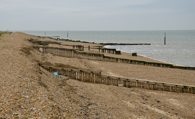 Part of Reculver beach - looking west © The Carlisle Kid :: Geograph ...