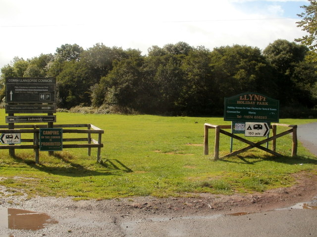 Noticeboards at the northern entrance to Llangorse Common
