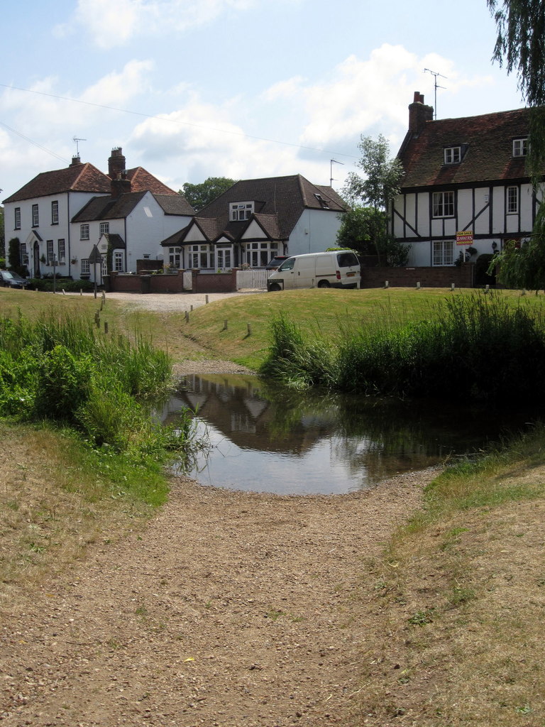 ford-at-london-colney-philip-jeffrey-cc-by-sa-2-0-geograph-britain