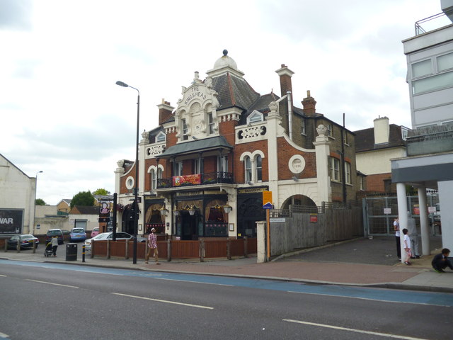 Tooting: The 'King's Head' © Dr Neil Clifton cc-by-sa/2.0 :: Geograph ...