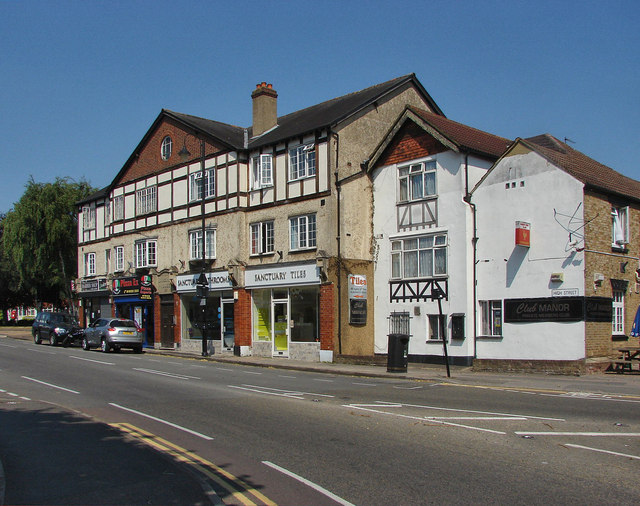 Shepperton High Street © Alan Hunt :: Geograph Britain and Ireland