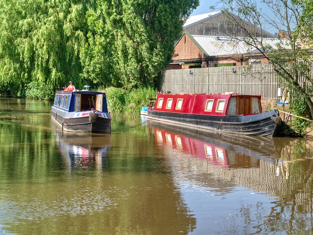 Narrowboats on the Trent and Mersey Canal at Stonebridge