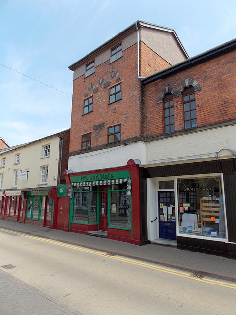 Nik and Nel s pet shop Newtown Jaggery Geograph Britain and