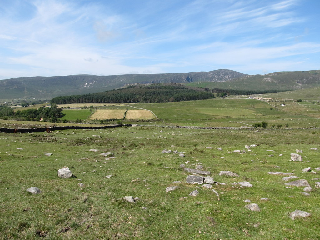 view-across-the-yellow-river-valley-eric-jones-geograph-ireland