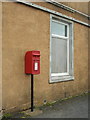 Sandwick: postbox № ZE2 94