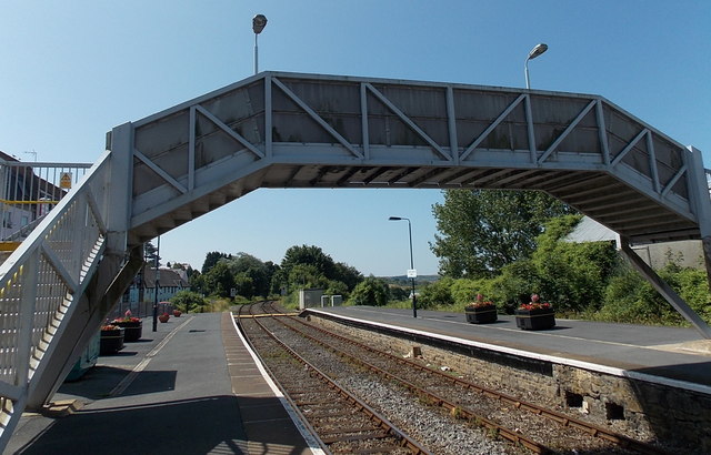 Tenby railway station footbridge