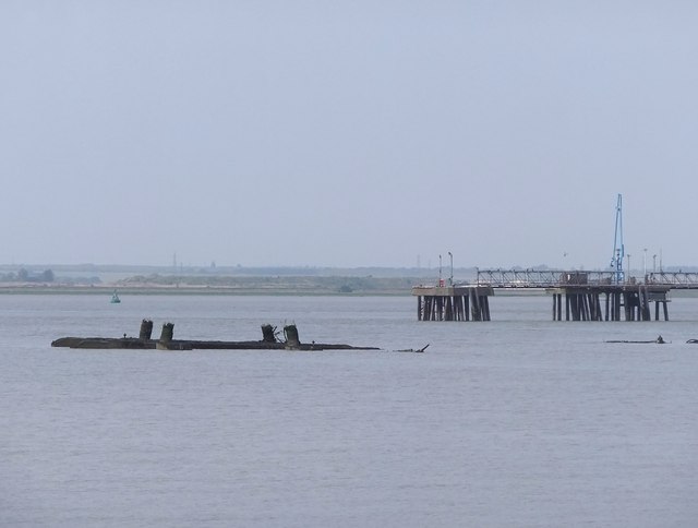 Remains Of The Nore Maunsell Fort,... © Stefan Czapski :: Geograph ...