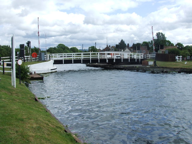 Swing Bridge over the Gloucester and Sharpness Canal