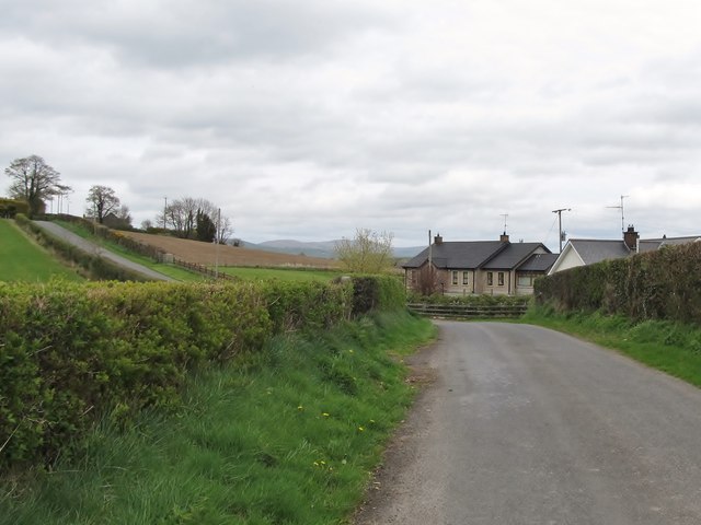 Modern houses on the northern section of... © Eric Jones :: Geograph ...