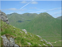 NH0510 : Rocky step on ridge of A'Chioch in Glen Shiel, West Highlands by ian shiell
