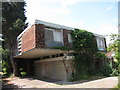 Derelict building, The Plateau