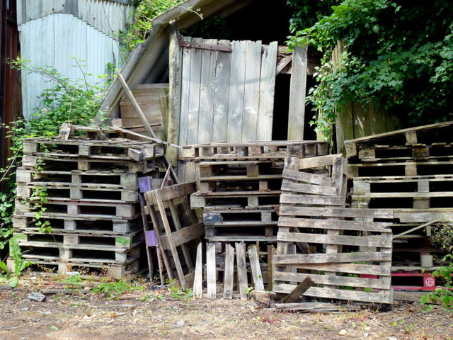 Where To Sell Used Wooden Pallets UK
