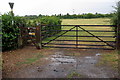 Footpath to Fieldside Farm