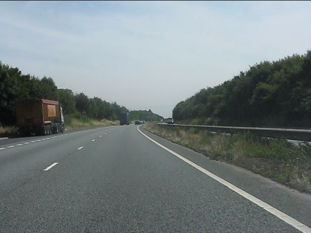 Lay-by on the eastbound A14 © Peter Whatley :: Geograph Britain and Ireland