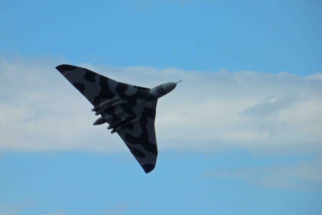 The last flying Vulcan Bomber at Cleethorpes airshow 2013