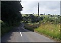 B4389 approaching entrance to Tyn-y-celyn