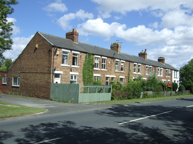 Houses on Sandy Lane