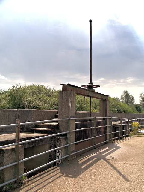 Sluice Gate, River Stour