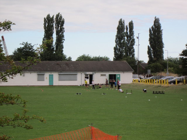 A fitness class at Hessle Rugby Union... © Ian S cc-by-sa/2.0 ...