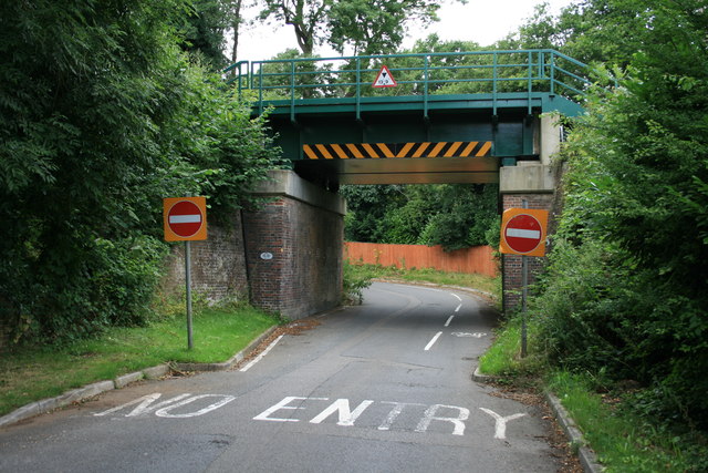 Heath Road railway bridge