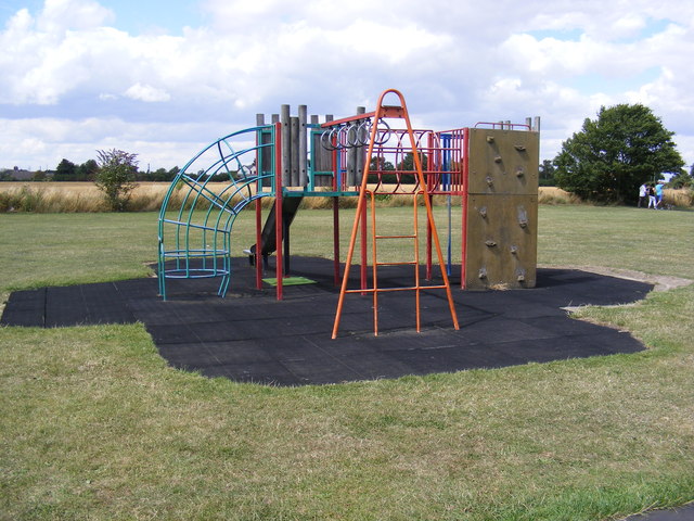 children-s-play-area-geographer-cc-by-sa-2-0-geograph-britain-and