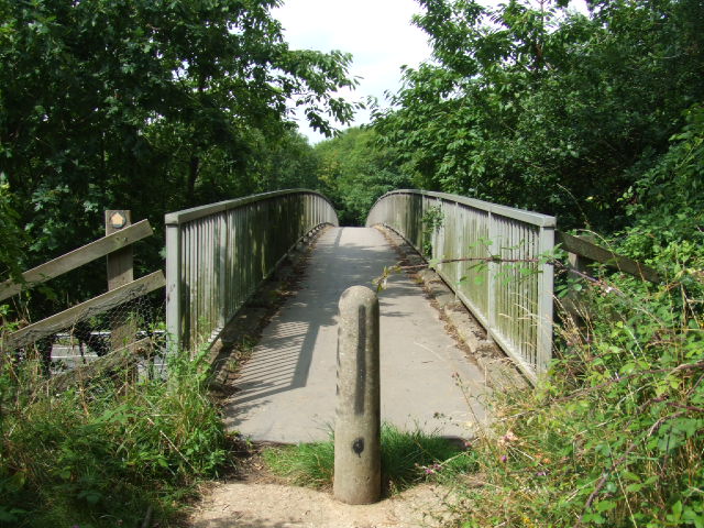 Footbridge over M11 near Elsenham