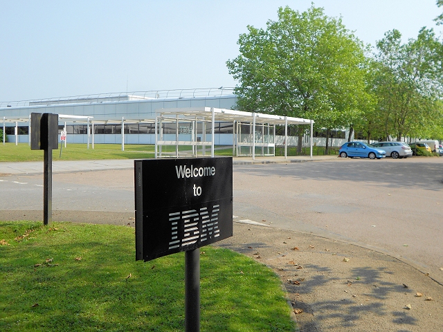 IBM Car Park, Warwick © David Dixon cc-by-sa/2.0 :: Geograph Britain ...