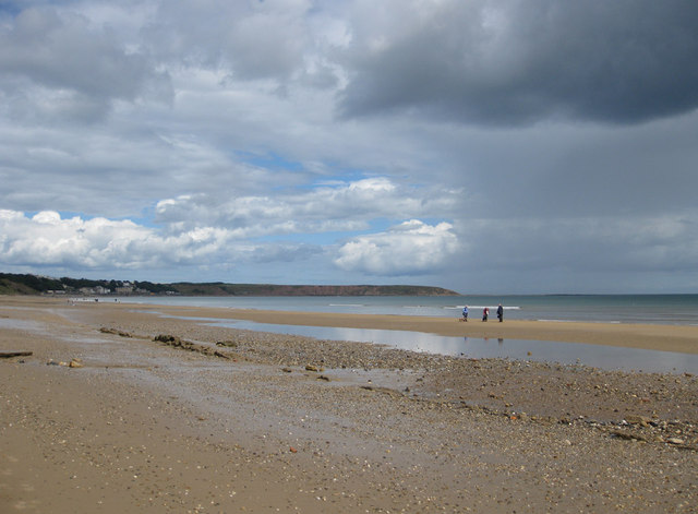 Rain Cloud Over Filey Brigg © Pauline E :: Geograph Britain And Ireland