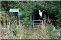 Footpath over Chichelet Brook