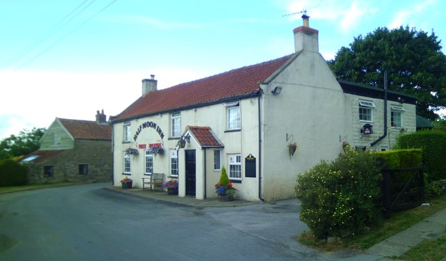 The Half Moon, Acklam © Gordon Hatton :: Geograph Britain and Ireland