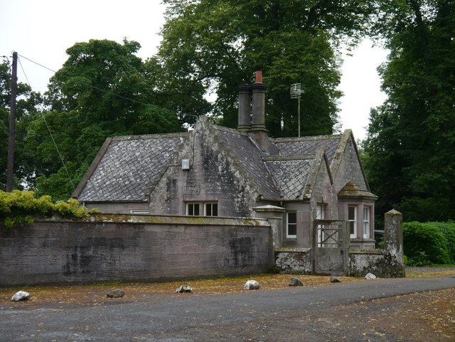 Entrance To Capenoch Estate © James T M Towill cc-by-sa/2.0 :: Geograph ...