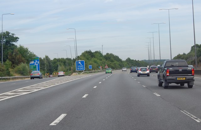 M25 Junction 9 for A243 © Julian P Guffogg :: Geograph Britain and Ireland