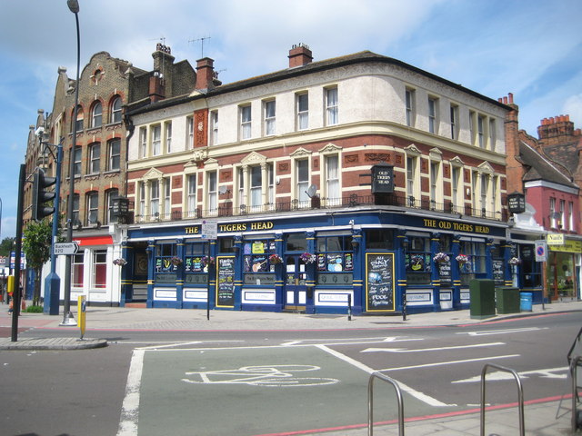 Lee Green: The Old Tiger's Head © Nigel Cox cc-by-sa/ :: Geograph  Britain and Ireland
