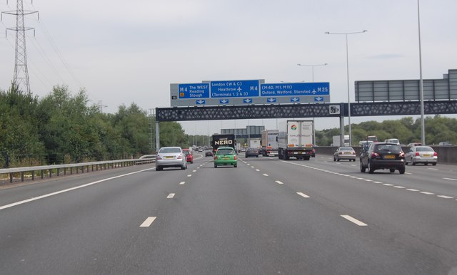 M25 Approaching Junction 15 © Julian P Guffogg :: Geograph Britain And ...