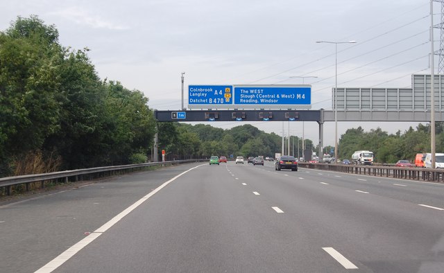 M4 westbound, 1 mile to Junction 5 © Julian P Guffogg cc-by-sa/2.0 ...