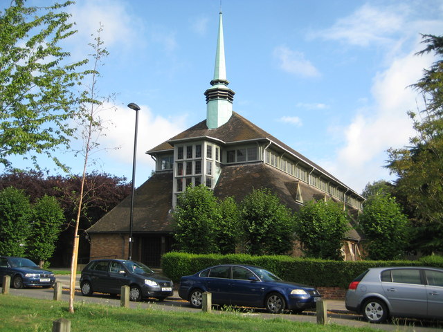Greenford: Church of the Holy Cross (New Church)
