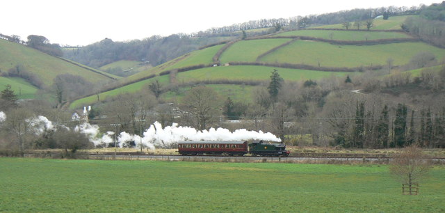 GWR steam train in the Dart Valley
