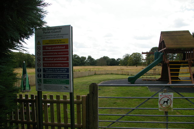 Old Bolingbroke: playground with regulations