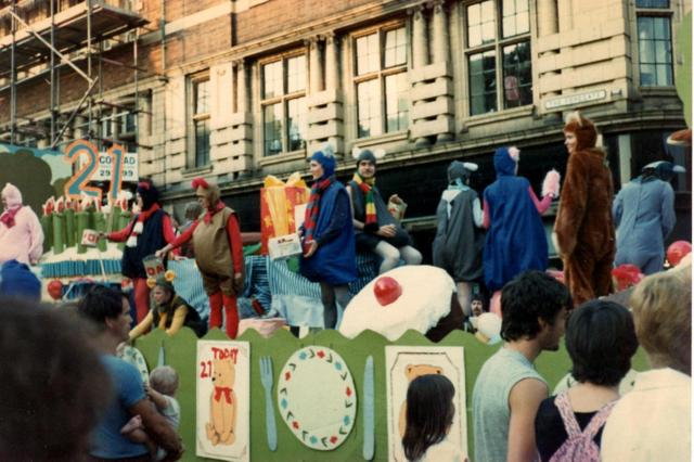 Carnival float, Foregate Street