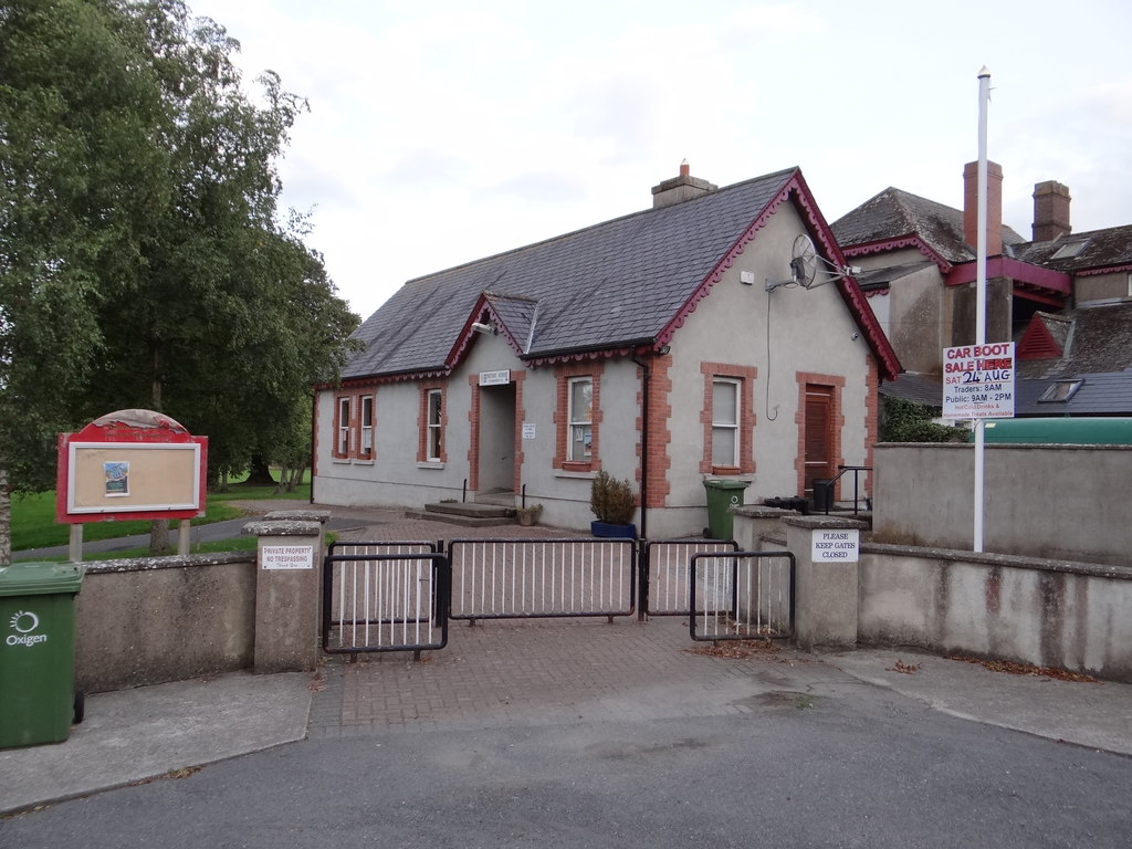 Hewetson School © Ian Paterson cc-by-sa/2.0 :: Geograph Ireland