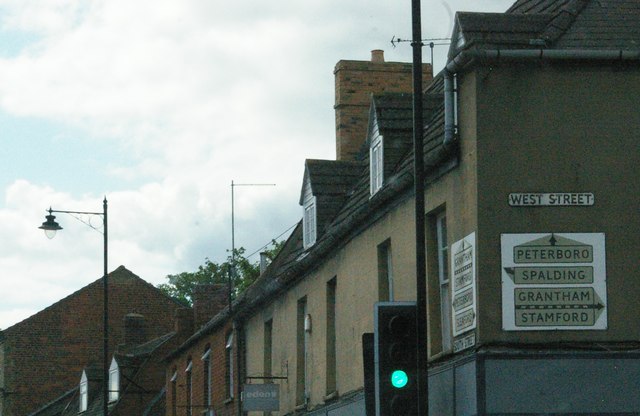 Bourne, Lincolnshire: pre-Worboys direction sign