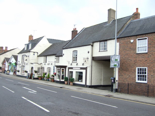 The Black Bull pub, Donington © JThomas cc-by-sa/2.0 :: Geograph ...