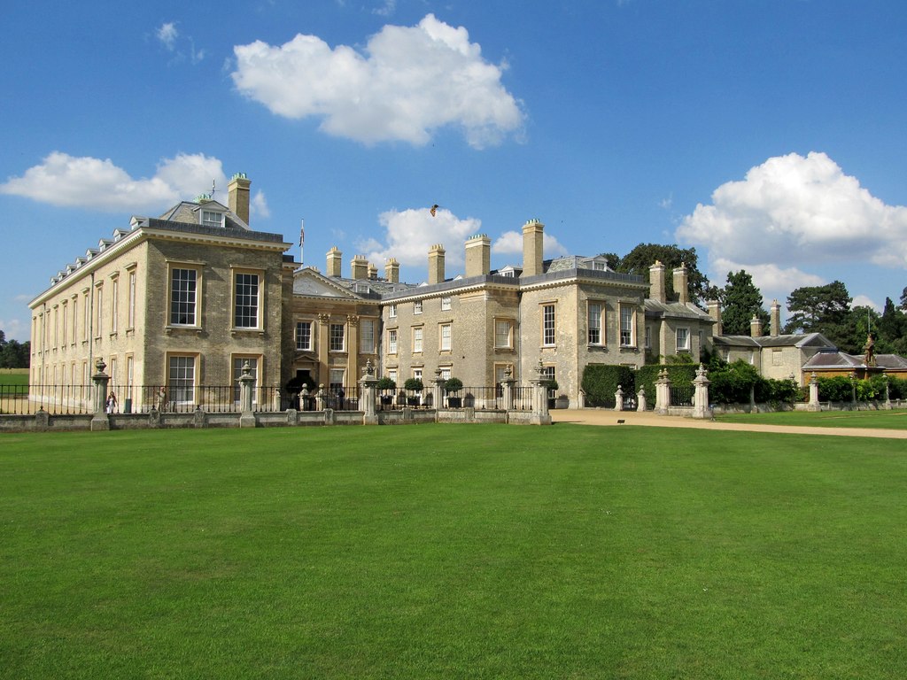 Althorp House © Ian Rob cc-by-sa/2.0 :: Geograph Britain and Ireland