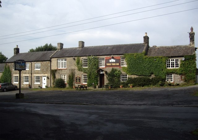 Three Tuns Inn © Stanley Howe :: Geograph Britain and Ireland